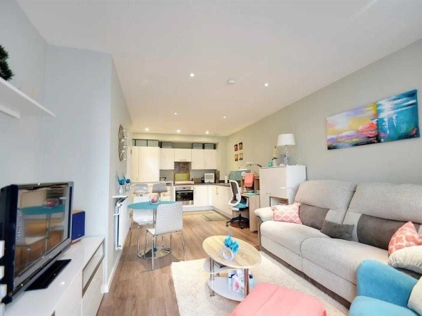 Дава се под наем Двустаен апартамент в София, Зона Б-5 - 65 кв.м за 714 € - Снимка #1