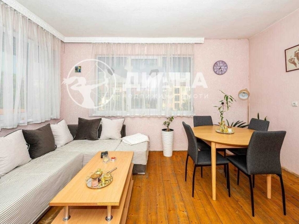 Четиристаен апартамент в Пловдив, Младежки Хълм - 126 кв.м за 1572 €/кв.м - Снимка #1