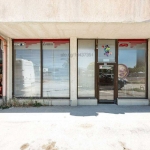 Магазин в Пловдив, Тракия - 61 кв.м за 2378 €/кв.м - Снимка #1