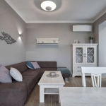 Дава се под наем Тристаен апартамент в Бургас, Зорница - 120 кв.м за 1994.61 € - Снимка #1