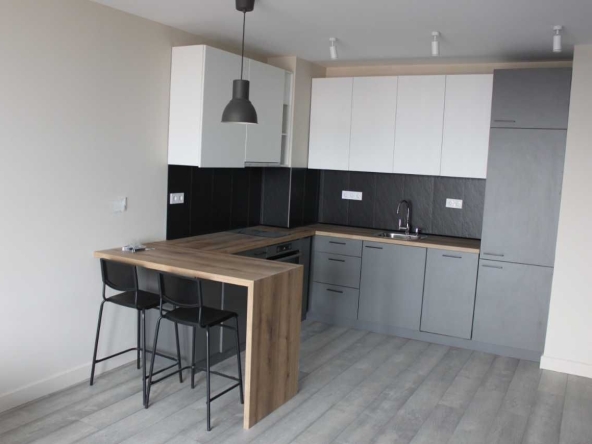 Дава се под наем Тристаен апартамент в София, Овча купел - 90 кв.м за 847.62 € - Снимка #1