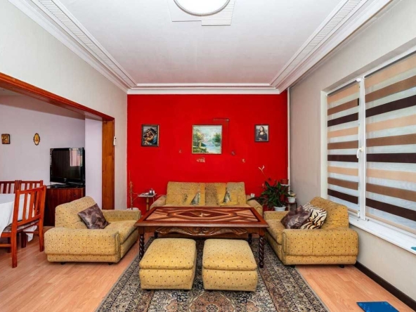 Тристаен апартамент в Пловдив, Въстанически - 94 кв.м за 760 €/кв.м - Снимка #1