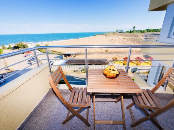 Дава се под наем Тристаен апартамент в Несебър - 97 кв.м за 1260 € - Снимка #1