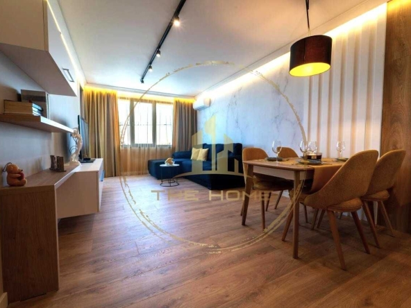 Дава се под наем Двустаен апартамент в Варна, Бриз - 75 кв.м за 950 € - Снимка #1