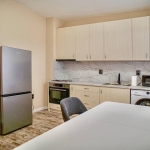 Дава се под наем Двустаен апартамент в Пловдив, Христо Смирненски - 72 кв.м за 459 € - Снимка #1