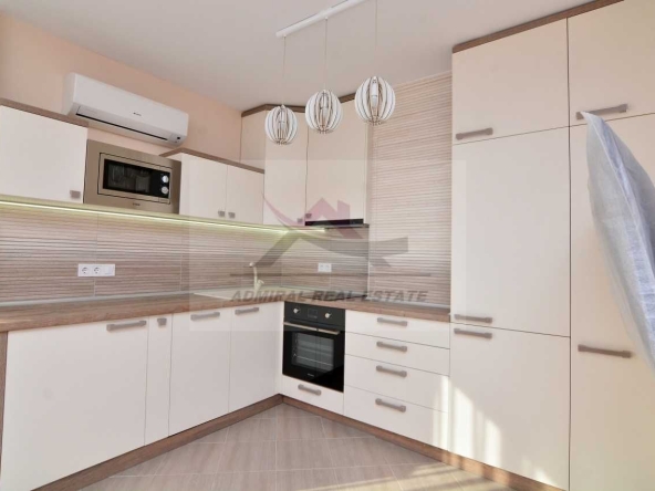 Дава се под наем Двустаен апартамент в Варна, Левски - 55 кв.м за 500 € - Снимка #1