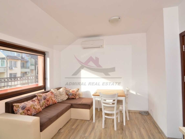 Дава се под наем Тристаен апартамент в Варна, Окръжна болница - 100 кв.м за 600 € - Снимка #1