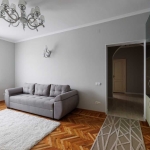 Дава се под наем Двустаен апартамент в София, Център - 89 кв.м за 450 € - Снимка #1