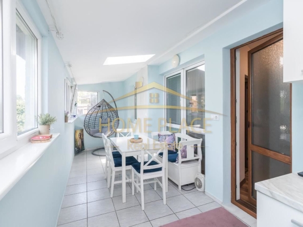 Тристаен апартамент в Варна, Гръцка махала - 70 кв.м за 2429 €/кв.м - Снимка #1