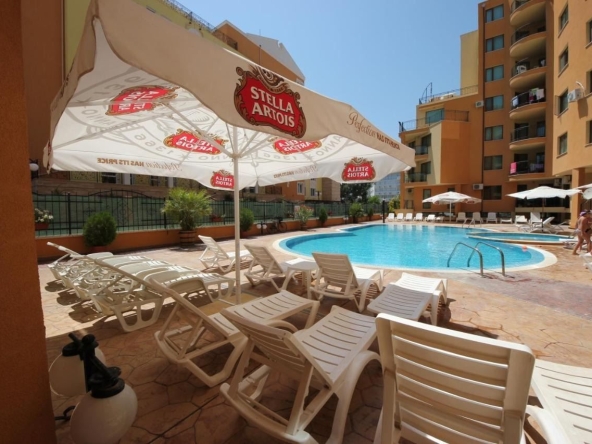 Тристаен апартамент в к.к. Слънчев бряг - 77 кв.м за 586 €/кв.м - Снимка #1