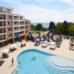 Тристаен апартамент в Несебър - 113 кв.м за 1350 €/кв.м - Снимка #1