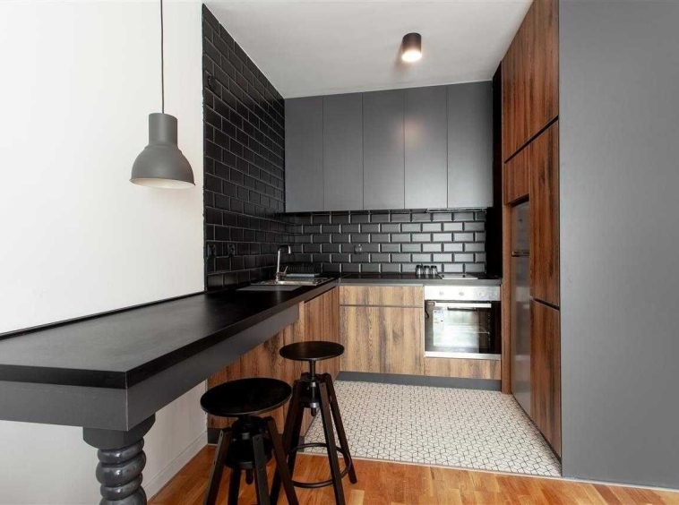 Дава се под наем  в Пловдив, Съдийски - 20 кв.м за 129.54 € - Снимка #1