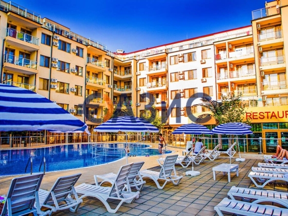 Двустаен апартамент в Несебър - 58 кв.м за 765 €/кв.м - Снимка #1