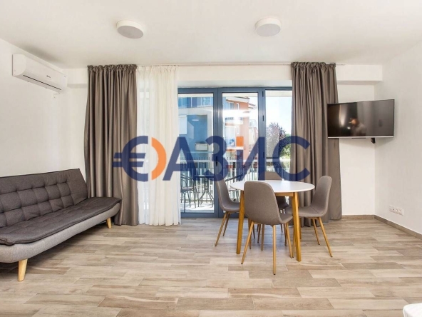 Тристаен апартамент в Созопол - 140 кв.м за 1270 €/кв.м - Снимка #1