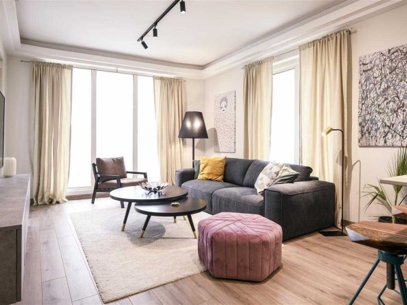 Дава се под наем Двустаен апартамент в София, Зона Б-18 - 65 кв.м за 663 € - Снимка #1