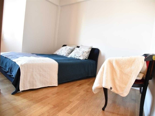 Дава се под наем Двустаен апартамент в Бургас, Изгрев - 58 кв.м за 153 € - Снимка #1