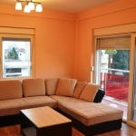 Дава се под наем Тристаен апартамент в Бургас, Братя Миладинови - 79 кв.м за 255 € - Снимка #1