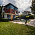 Къща в с. Кошарица, Област Бургас - 408 кв.м за 3358 €/кв.м - Снимка #1