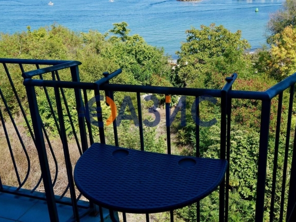 Двустаен апартамент в Черноморец - 78 кв.м за 1354 €/кв.м - Снимка #1