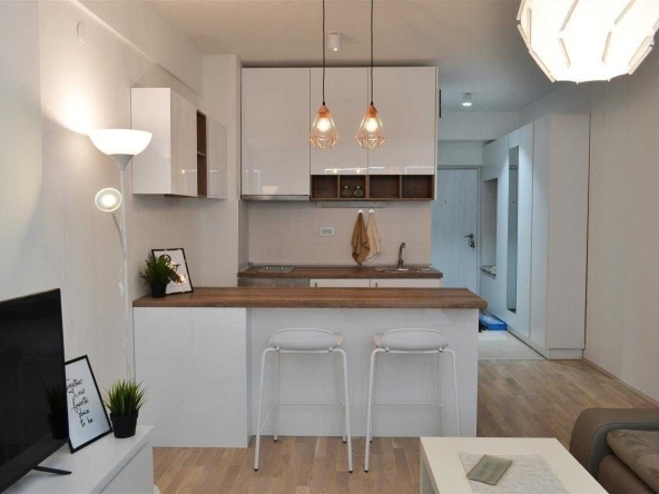 Дава се под наем Двустаен апартамент в София, Лозенец - 65 кв.м за 612 € - Снимка #1