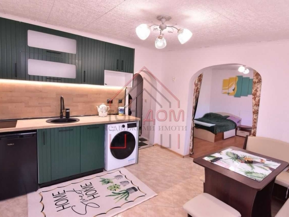 Дава се под наем Двустаен апартамент в Варна, м-т Траката - 60 кв.м за 382.5 € - Снимка #1