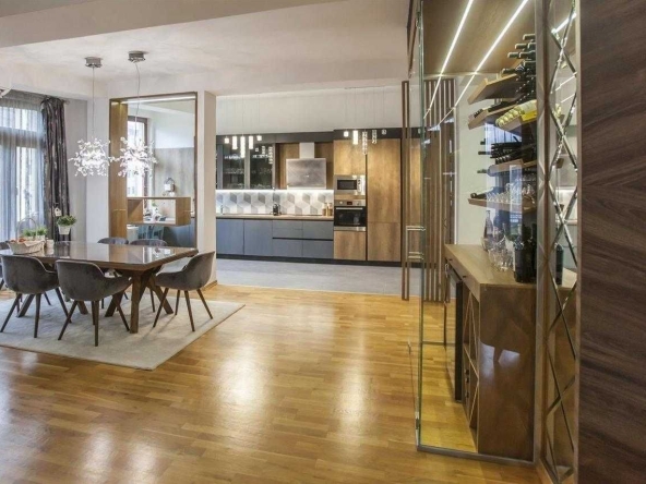 Дава се под наем Двустаен апартамент в София, Хиподрума - 65 кв.м за 663 € - Снимка #1