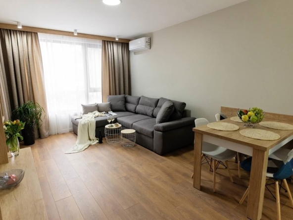 Двустаен апартамент в Бургас, Сарафово - 69 кв.м за 1242 €/кв.м - Снимка #1