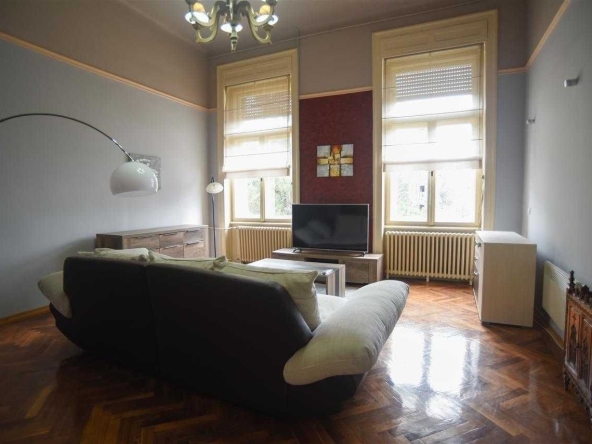 Дава се под наем Двустаен апартамент в Пловдив, Южен - 57 кв.м за 28.56 € - Снимка #1