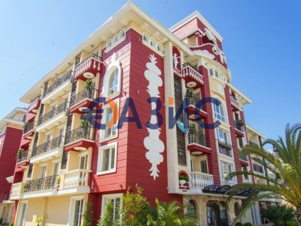 Многостаен апартамент в к.к. Слънчев бряг - 205 кв.м за 1244 €/кв.м - Снимка #1