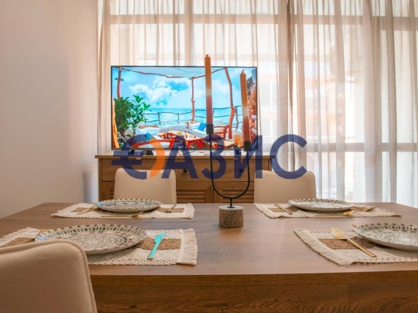 Двустаен апартамент в к.к. Слънчев бряг - 65 кв.м за 1285 €/кв.м - Снимка #1