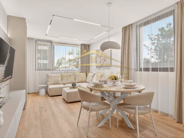 Дава се под наем Двустаен апартамент в к.к. Св.Св. Константин и Елена - 60 кв.м за 765 € - Снимка #1