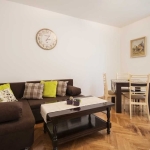 Двустаен апартамент в София, Център - 60 кв.м за 2450 €/кв.м - Снимка #1