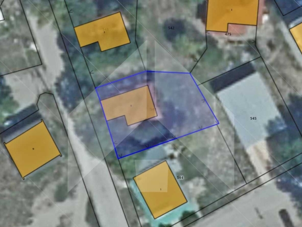 Парцел в Нови пазар - 323 кв.м за 56 €/кв.м - Снимка #1