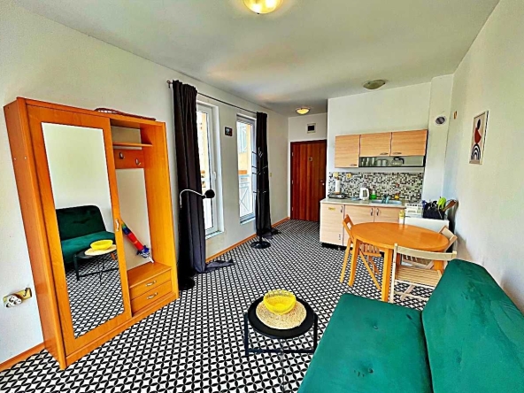 Едностаен апартамент в к.к. Слънчев бряг - 28 кв.м за 875 €/кв.м - Снимка #1