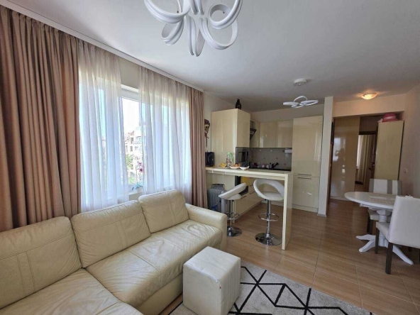 Тристаен апартамент в Несебър - 77 кв.м за 1559 €/кв.м - Снимка #1