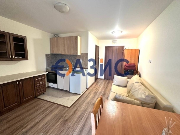 Едностаен апартамент в Несебър - 56 кв.м за 683 €/кв.м - Снимка #1