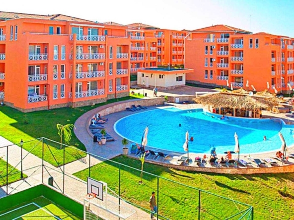 Двустаен апартамент в Ахелой - 70 кв.м за 1270 €/кв.м - Снимка #1