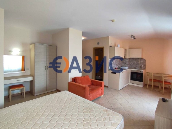 Едностаен апартамент в к.к. Слънчев бряг - 57 кв.м за 610 €/кв.м - Снимка #1