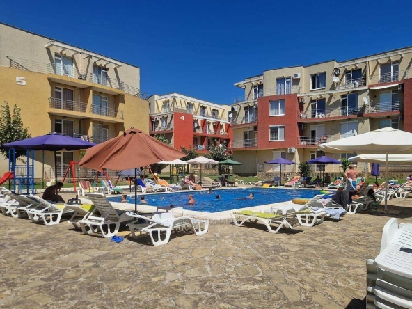 Тристаен апартамент в с. Тънково, Област Бургас - 65 кв.м за 724 €/кв.м - Снимка #1