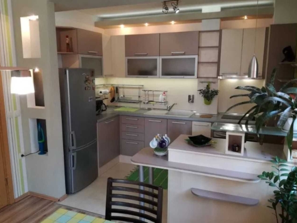 Двустаен апартамент в Пловдив, Въстанически - 80 кв.м за 1438 €/кв.м - Снимка #1