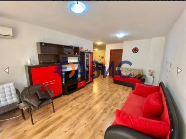 Двустаен апартамент в Свети Влас - 65 кв.м за 1262 €/кв.м - Снимка #1