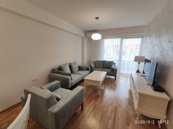 Дава се под наем Двустаен апартамент в Бургас, Славейков - 58 кв.м за 178.5 € - Снимка #1