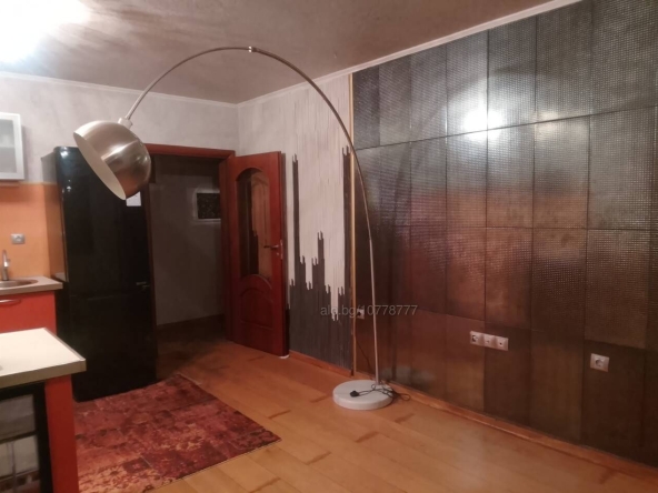 Тристаен апартамент в Бургас, Лазур - 94 кв.м за 2442 €/кв.м - Снимка #1