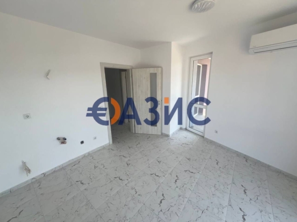 Двустаен апартамент в к.к. Слънчев бряг - 55 кв.м за 1400 €/кв.м - Снимка #1