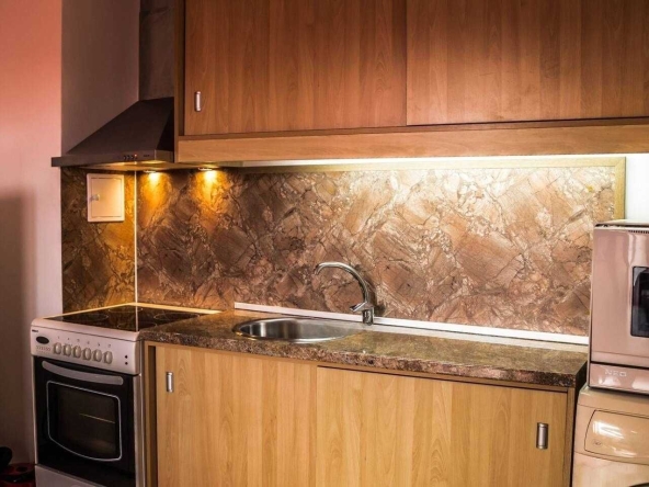 Дава се под наем Двустаен апартамент в Бургас, Меден рудник - зона А - 50 кв.м за 250 € - Снимка #1