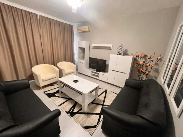 Двустаен апартамент в Пловдив, Център - 52 кв.м за 2683 €/кв.м - Снимка #1