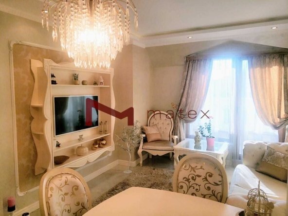 Двустаен апартамент в Варна, Център - 72 кв.м за 3403 €/кв.м - Снимка #1