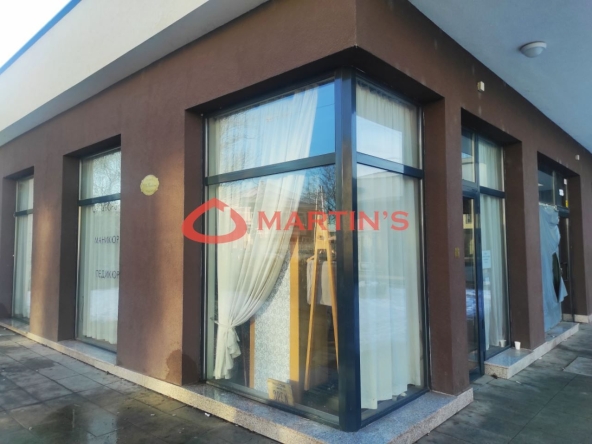 Магазин в София, Толстой - 42 кв.м за 1950 €/кв.м - Снимка #1