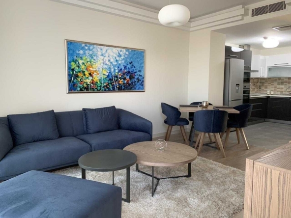 Дава се под наем Двустаен апартамент в Бургас, Изгрев - 57 кв.м за 255 € - Снимка #1