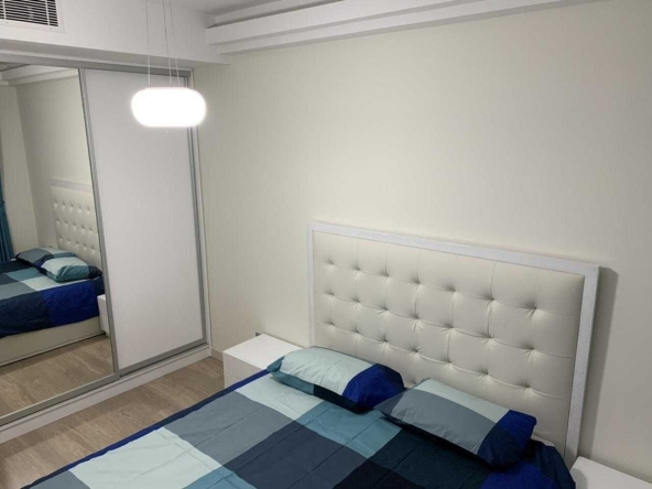 Дава се под наем Двустаен апартамент в Бургас, Славейков - 59 кв.м за 204 € - Снимка #1